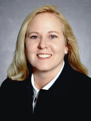 Janice D Christensen