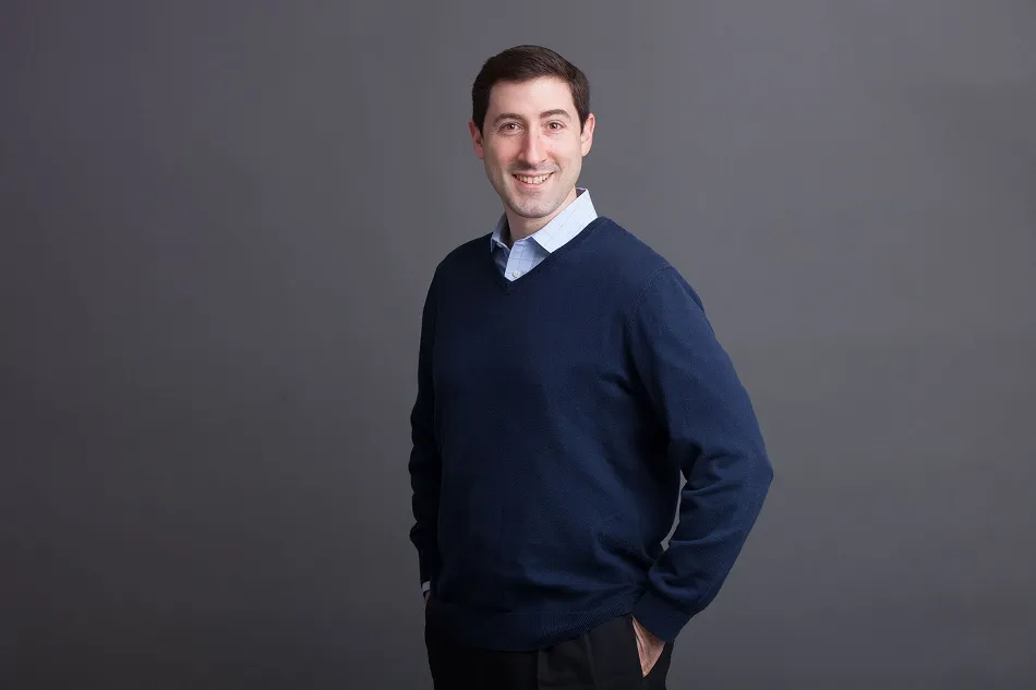Avi Saperstein