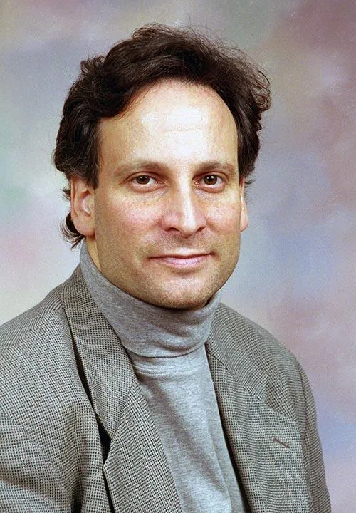 Steven R Leibowitz