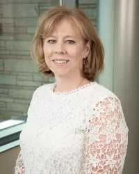 Jennifer Lynne Holmes