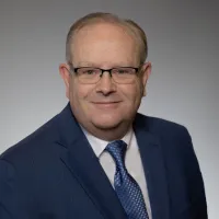 Christopher J Quinn