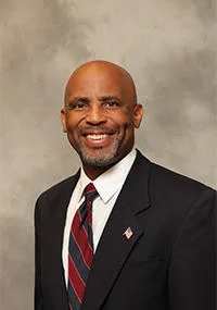 Timothy J Leeburton