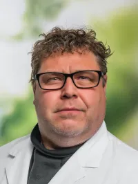 Jon M Bittrick