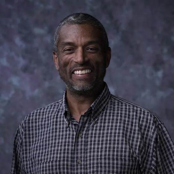 Carl J Thompson