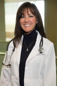 Tara L Lykins