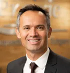 Gustavo R. Machado