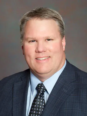 Craig R Barrow