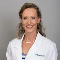 Lynette Robbins