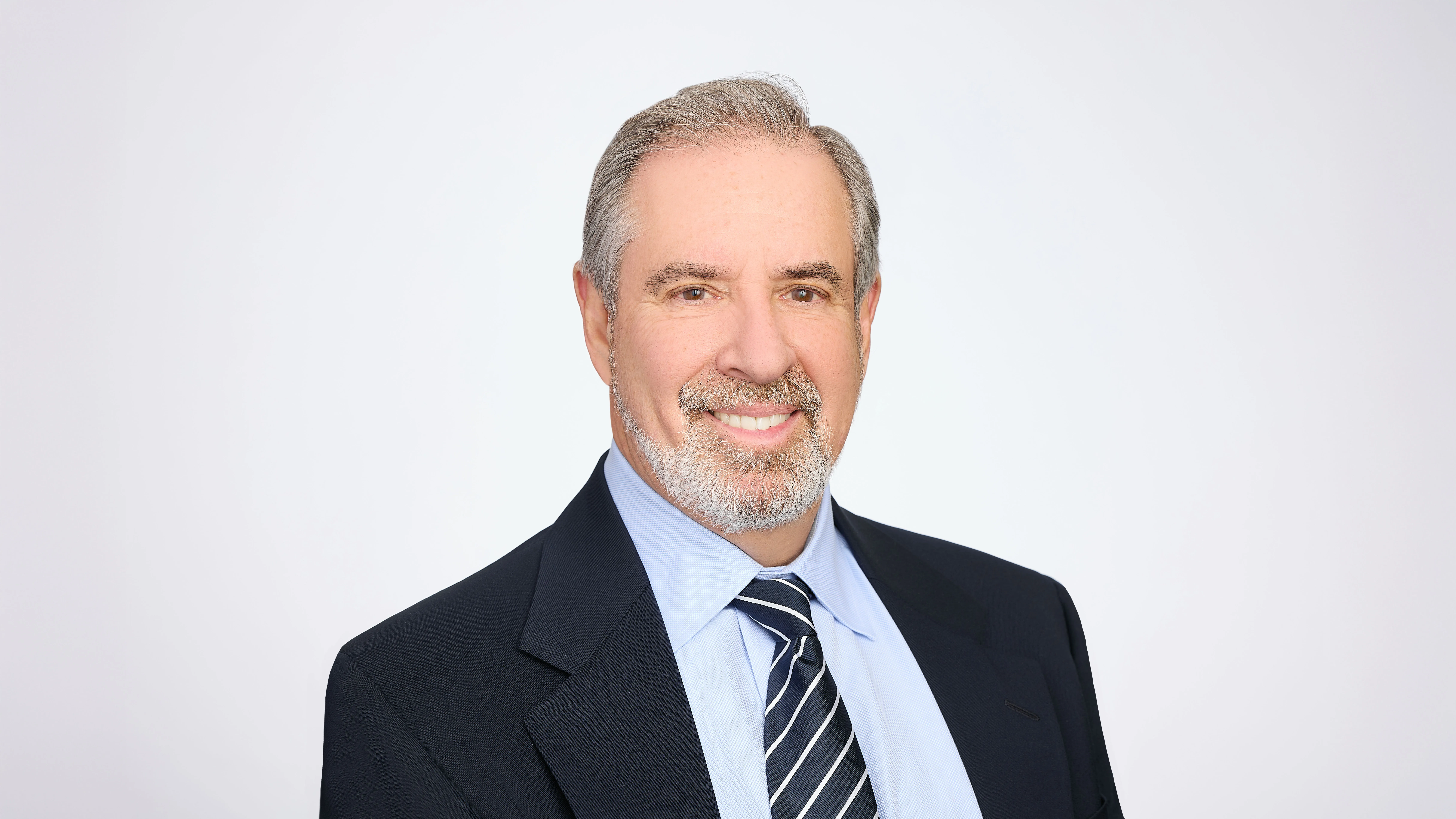 Russell L Berdoff