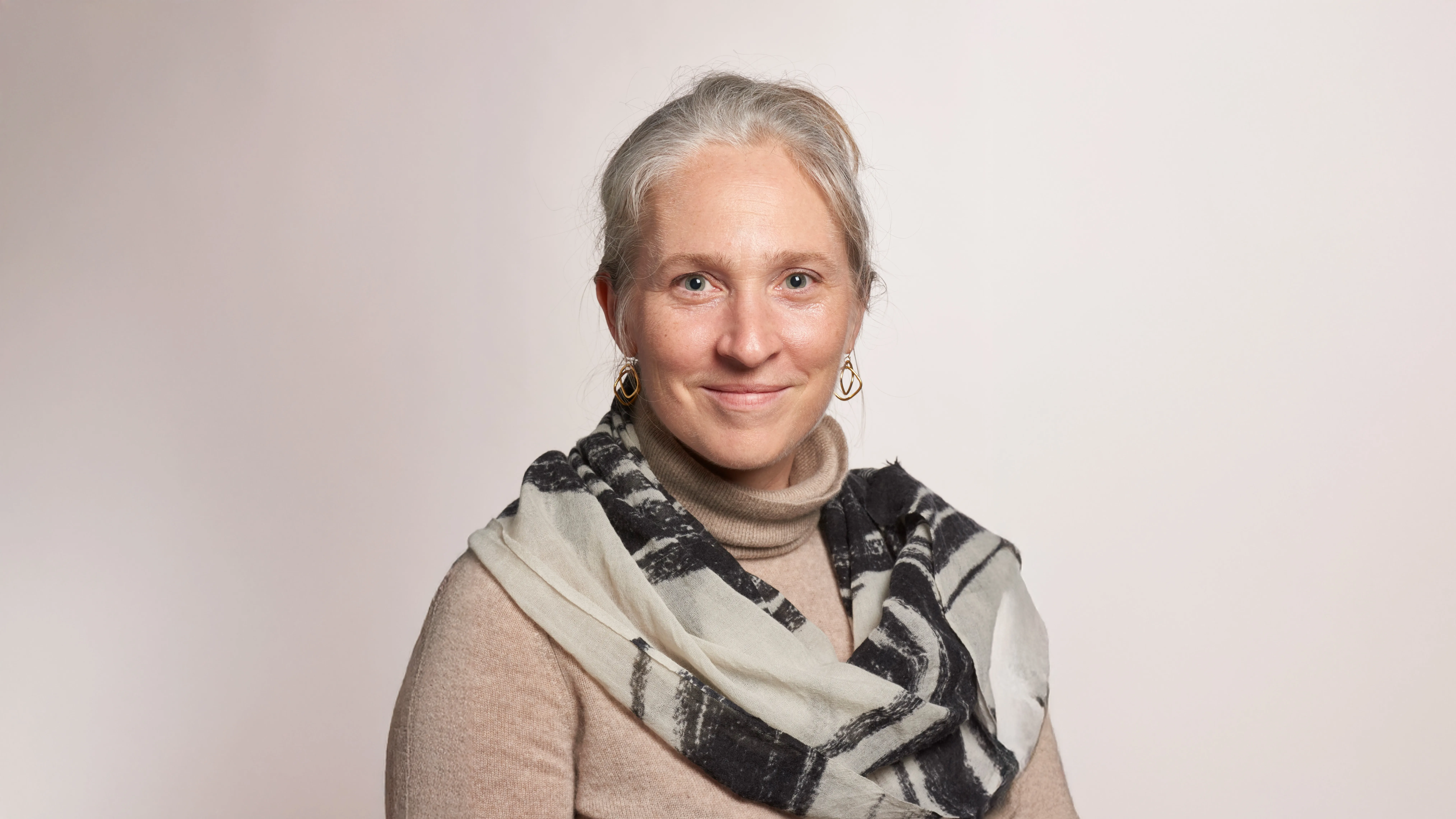 Elizabeth B Enschede