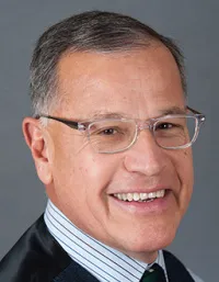 Alejandro Flores