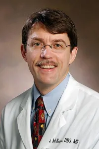 Samuel J Mckenna