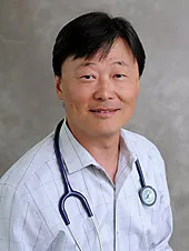 Andrew D Kim