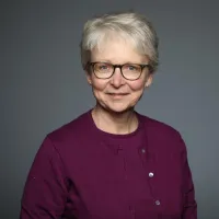 Beth M Winkler