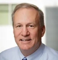 Christopher J Schultz