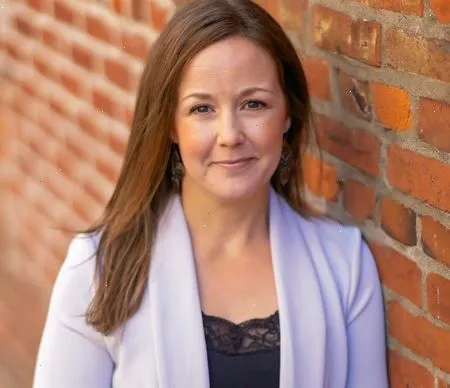 Julia Helstrom