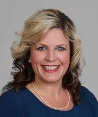 Jennifer L Hutsler