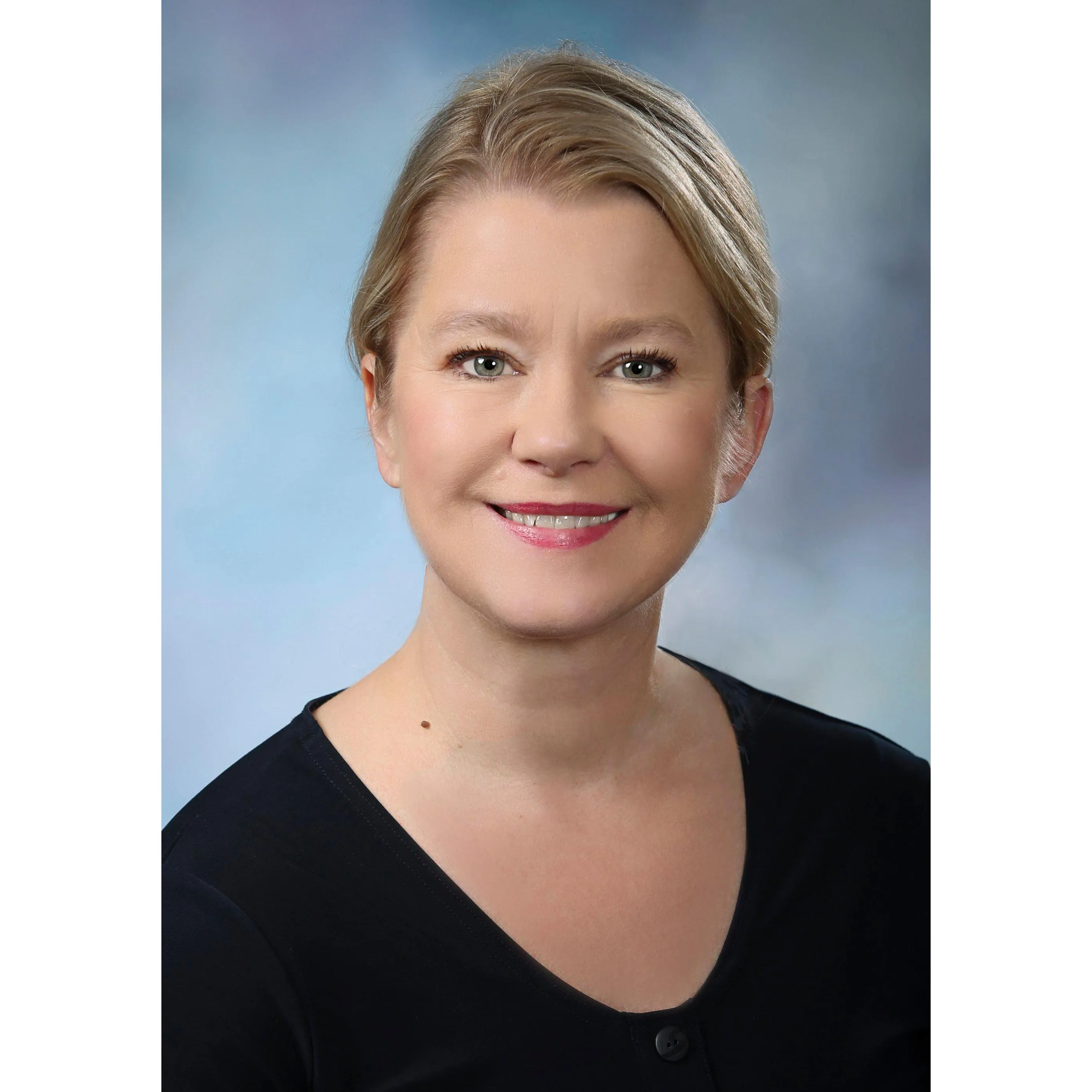 Bonnie Karinen