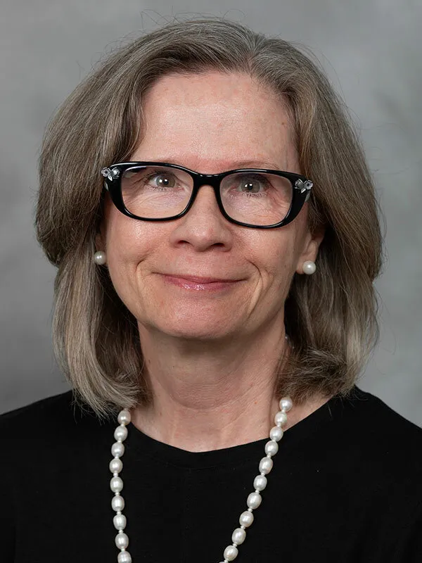 Michelle S Howenstine