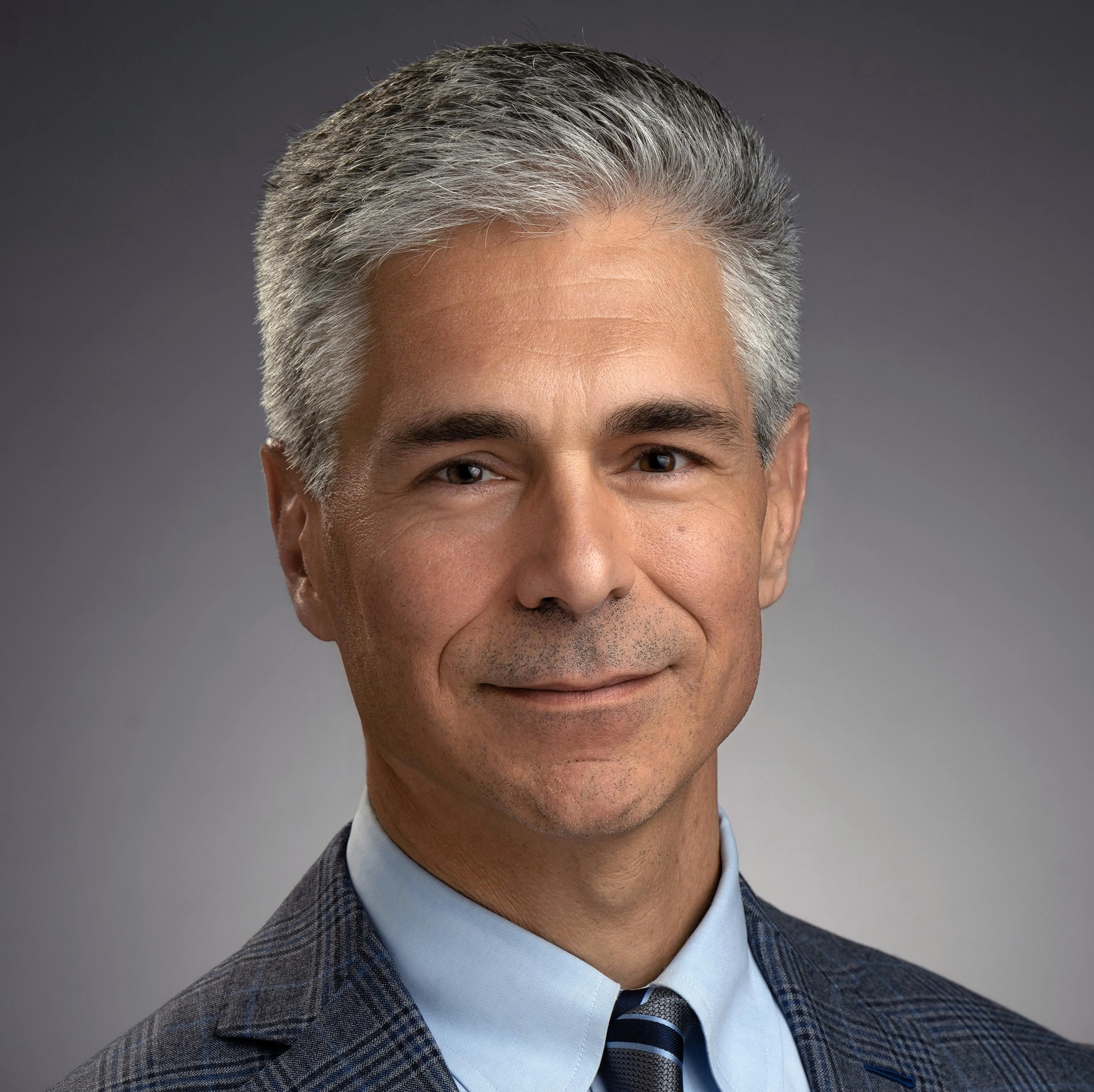 Peter C Minneci