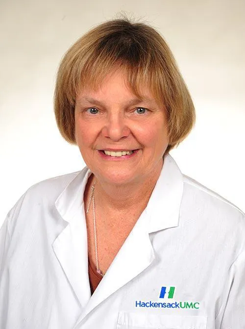 Fay Woomer