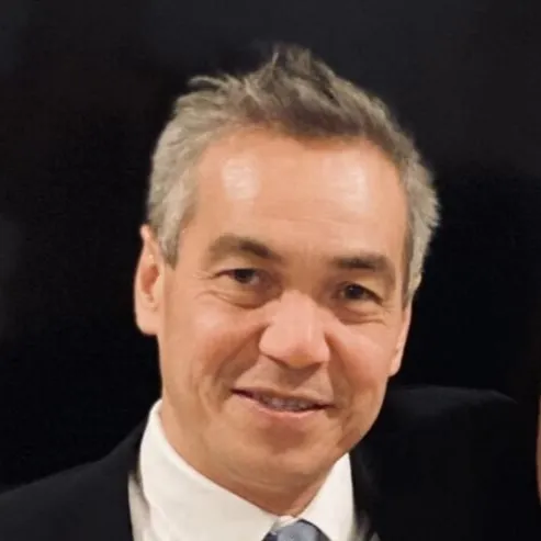 Robert E Morales
