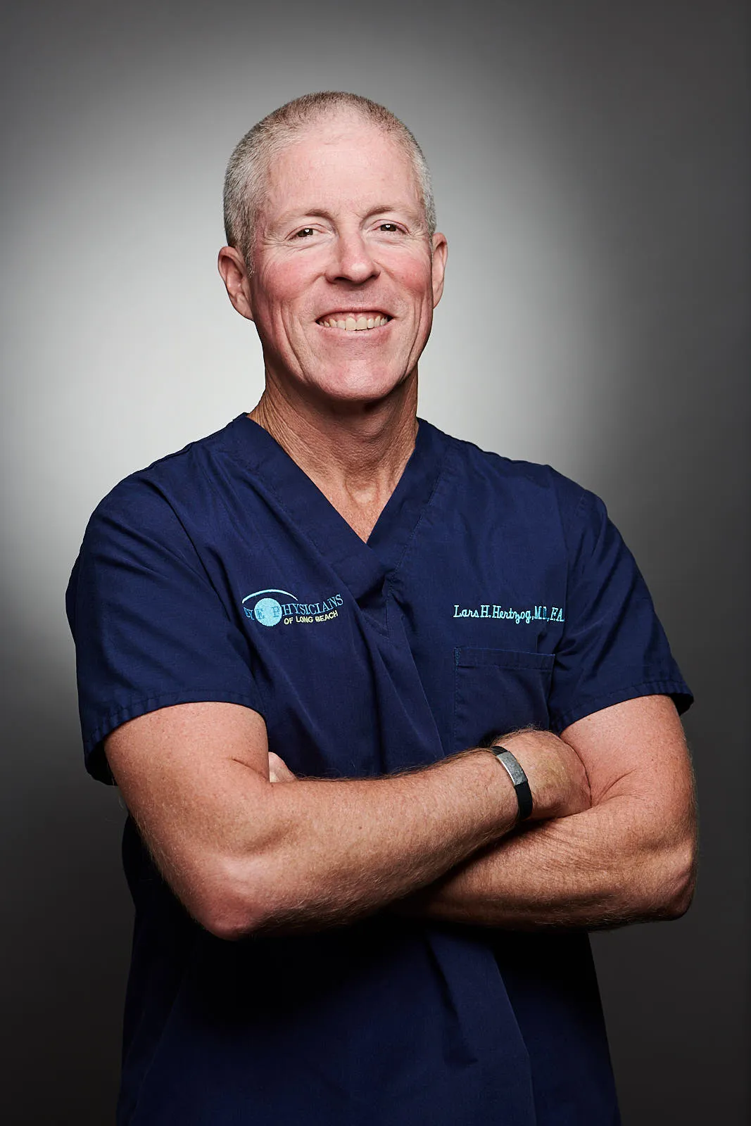 Lars Hertzog, M.d.
