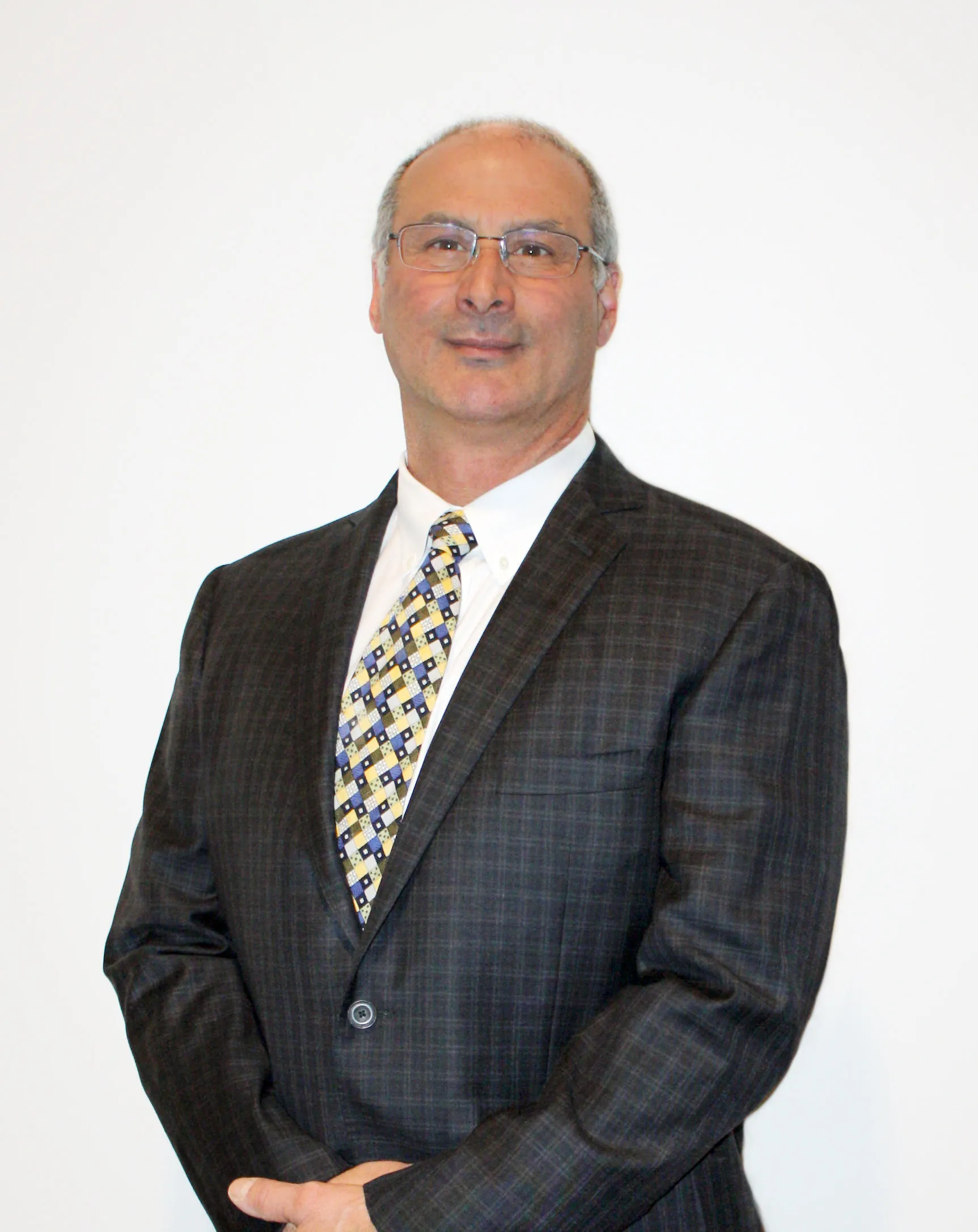 Dr. Robert E Gallucci - Warwick, RI - Podiatry