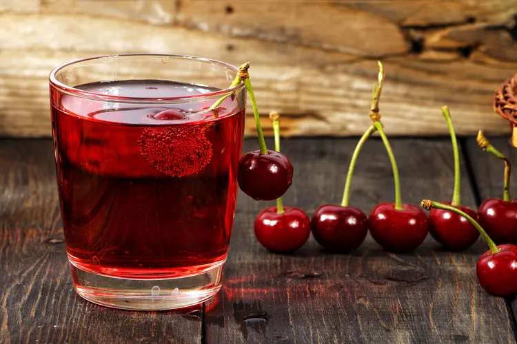 photo of Cherry juice and fresh cherries