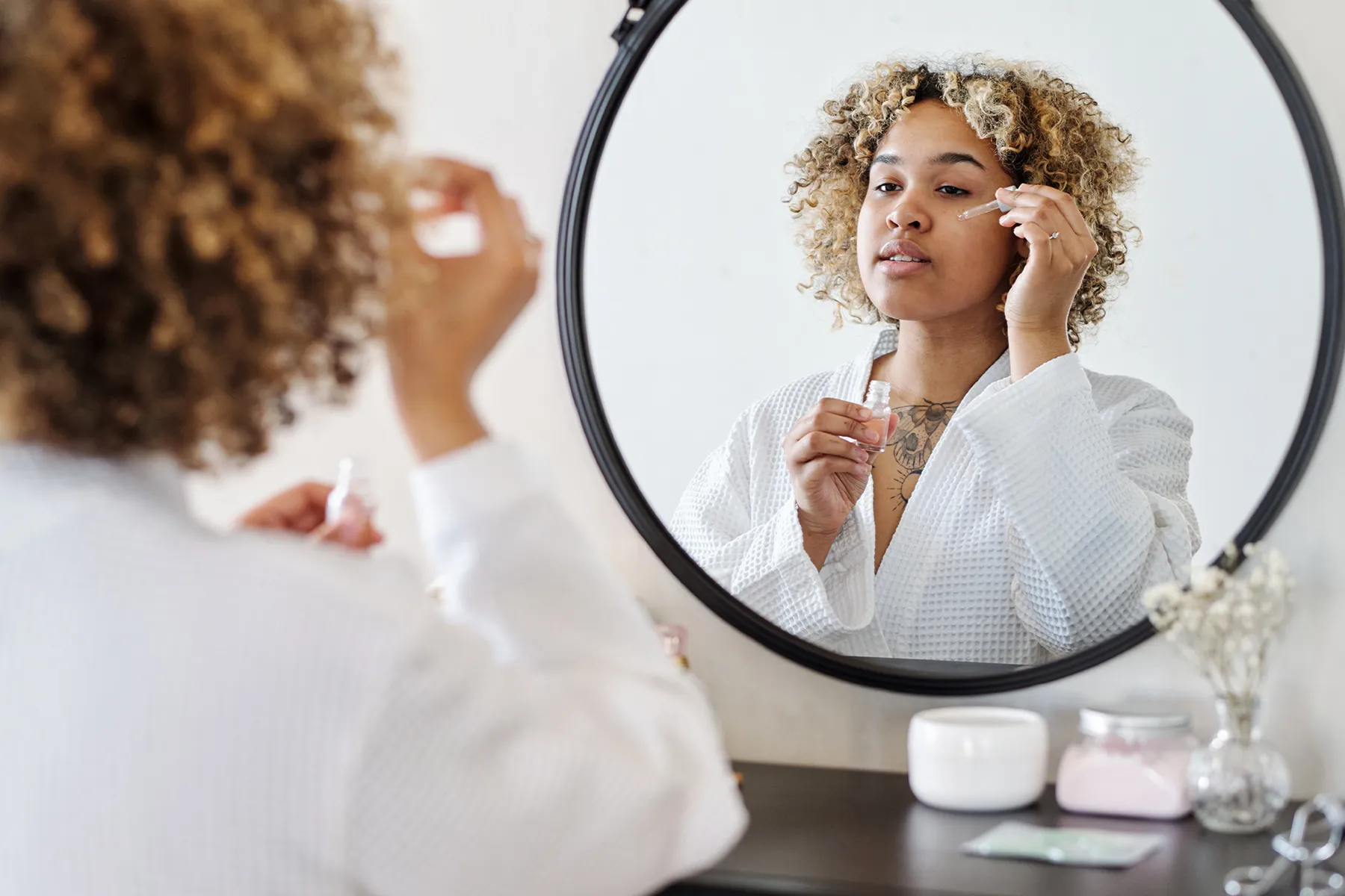 Niacinamide: Uses for Skin and Benefits