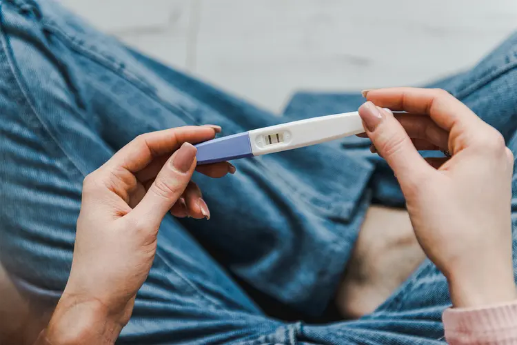 photo of positive pregnancy test