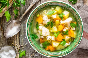 After your gallbladder is removed, it's important to eat foods that support your digestive health, such as soups with a vegetable base. (Photo Credit: iStock/Getty Images)
