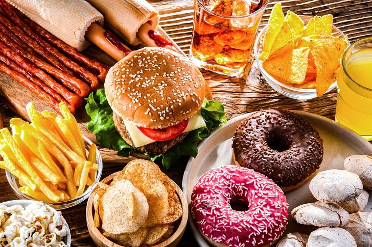 Don't: Fall into a Junk Food Trap Don't: Fall into a Junk Food Trap