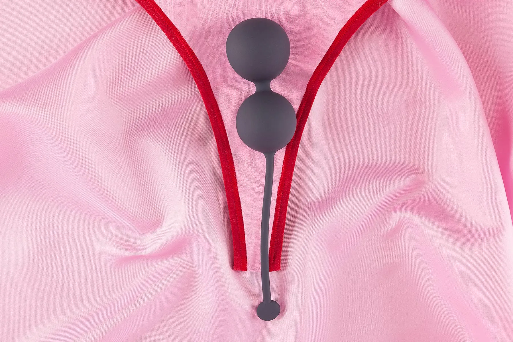 What Are Ben Wa Balls and How Do You Use Them?
