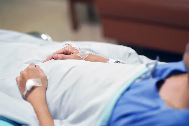El Gran Engaño del Diagnóstico de Muerte Cerebral: ¿Está la Industria de Trasplantes Fundada en una Falacia?