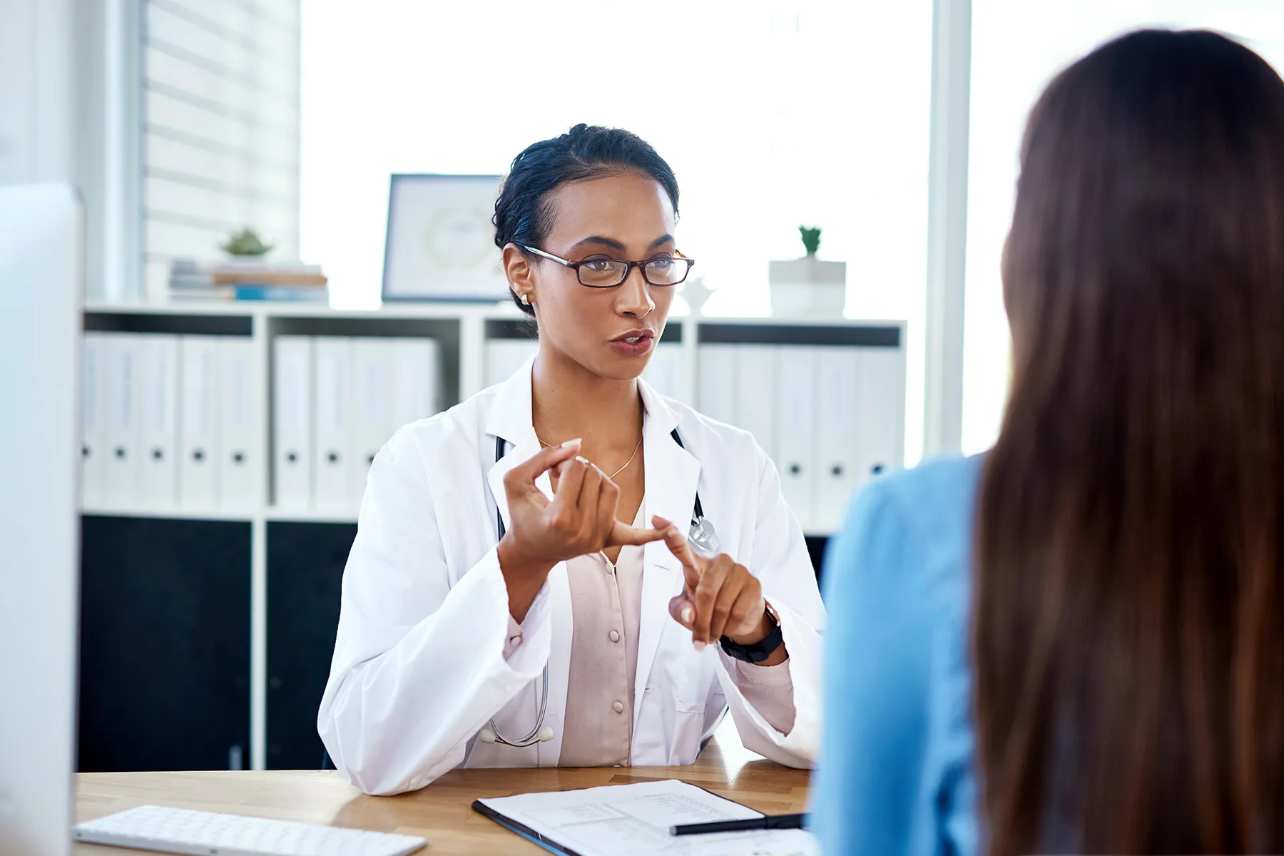Trabaja con tu médico para controlar la miastenia grave