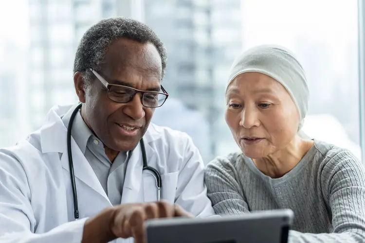 photo of doctor patient consultation