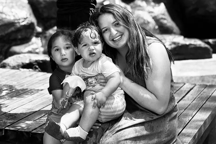 photo of Ruth Zalta family,