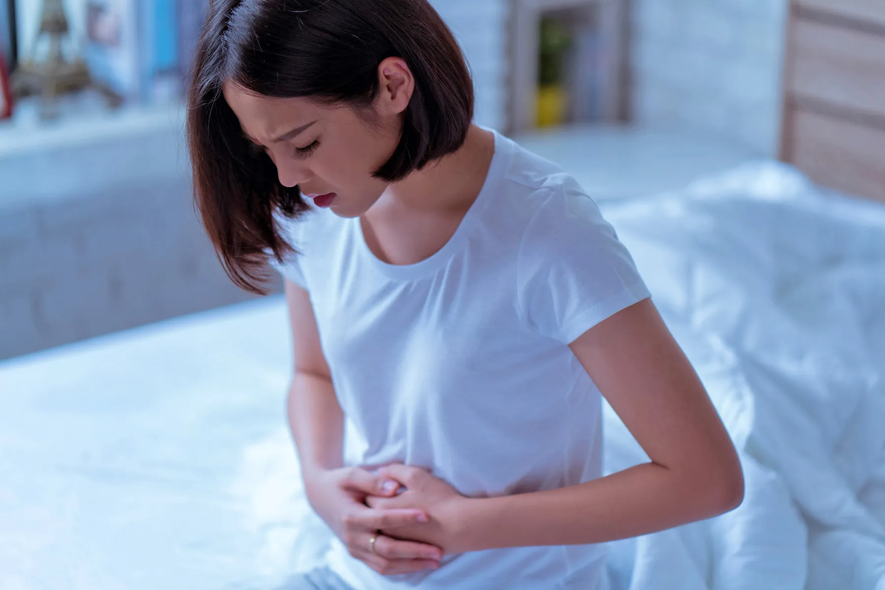 Vaginal Bleeding and Blood Spotting Between Periods: Possible Causes