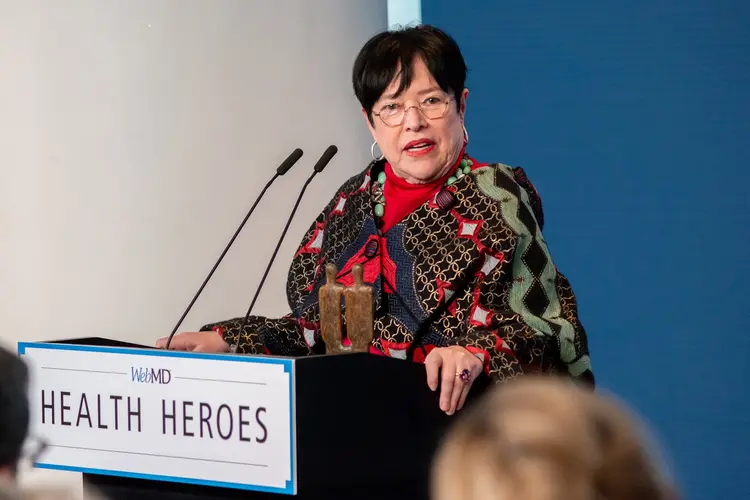 photo of kathy bates