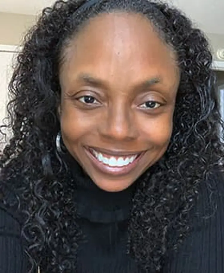 photo of yakini pierce