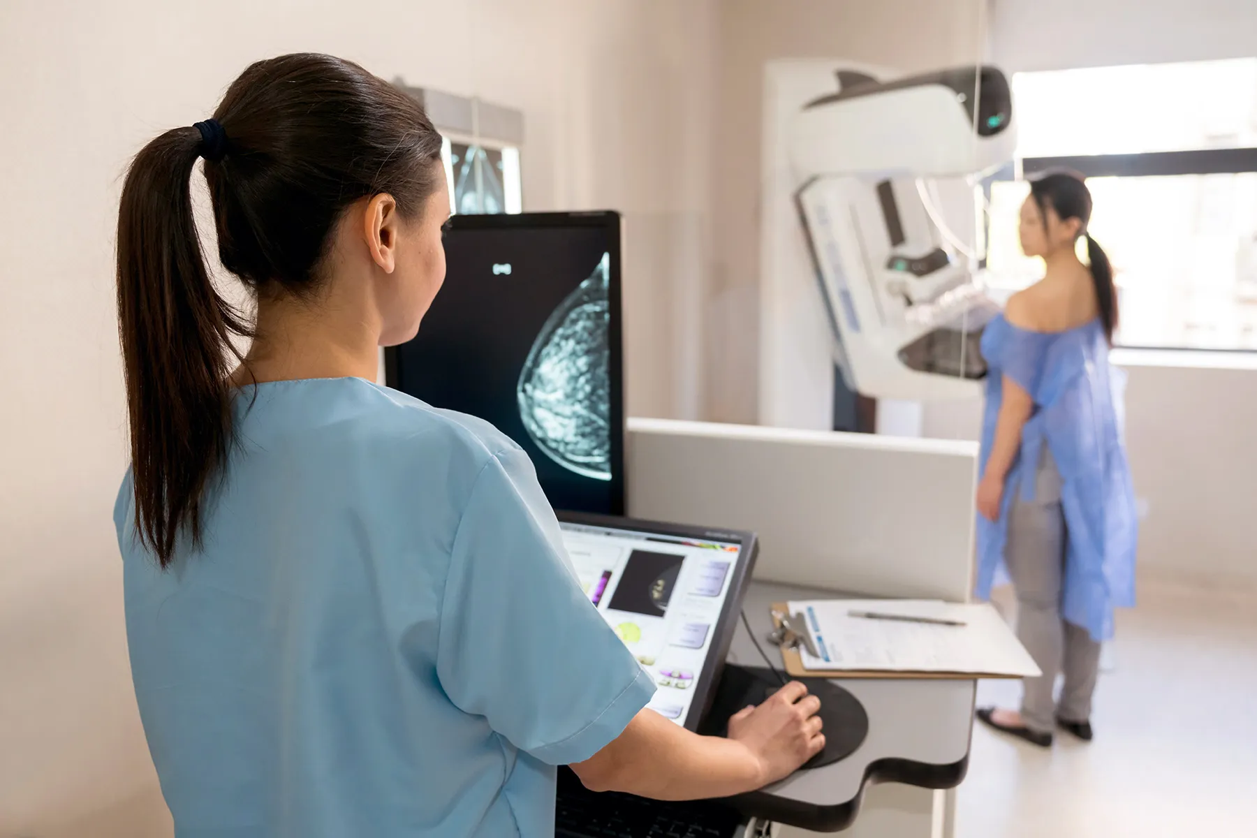 photo of mammogram exam