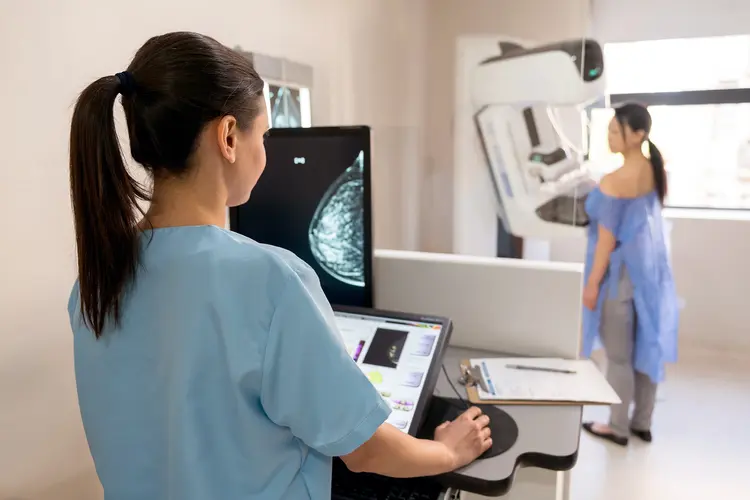 photo of mammogram exam