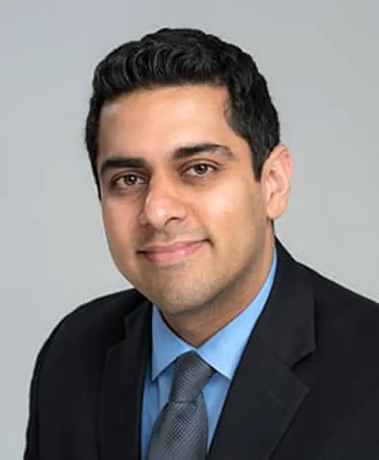 photo of shawn kwatra md
