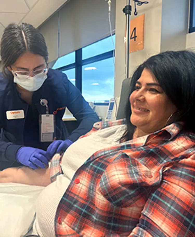 photo of hanna olivas in hospital