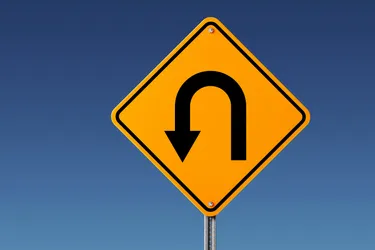 photo of u turn street sign