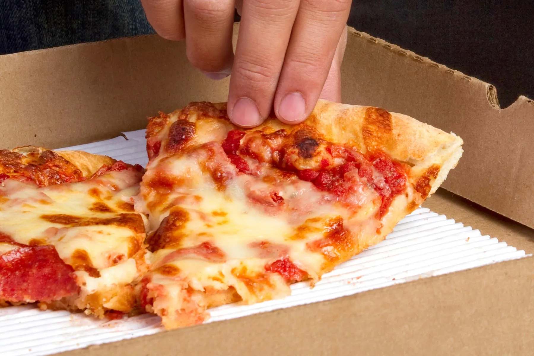 Best and Worst Late-Night Snacks for Your Health