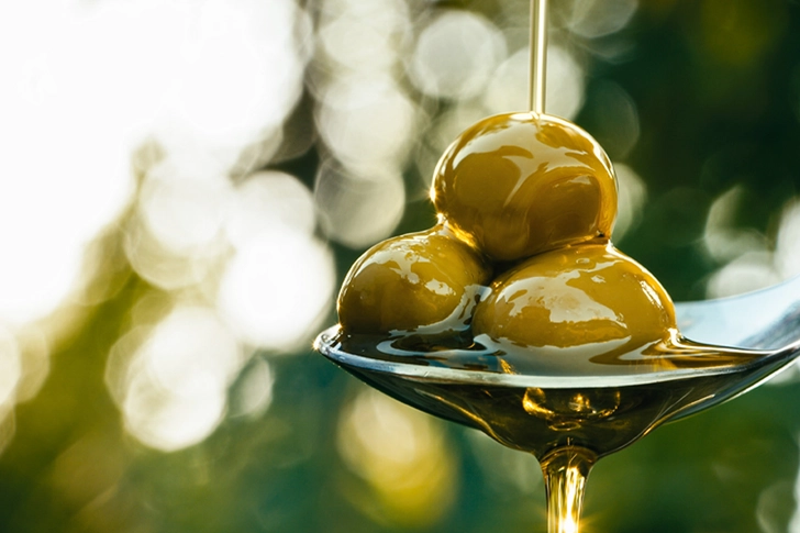 Choose Healthier Cooking Oils 
