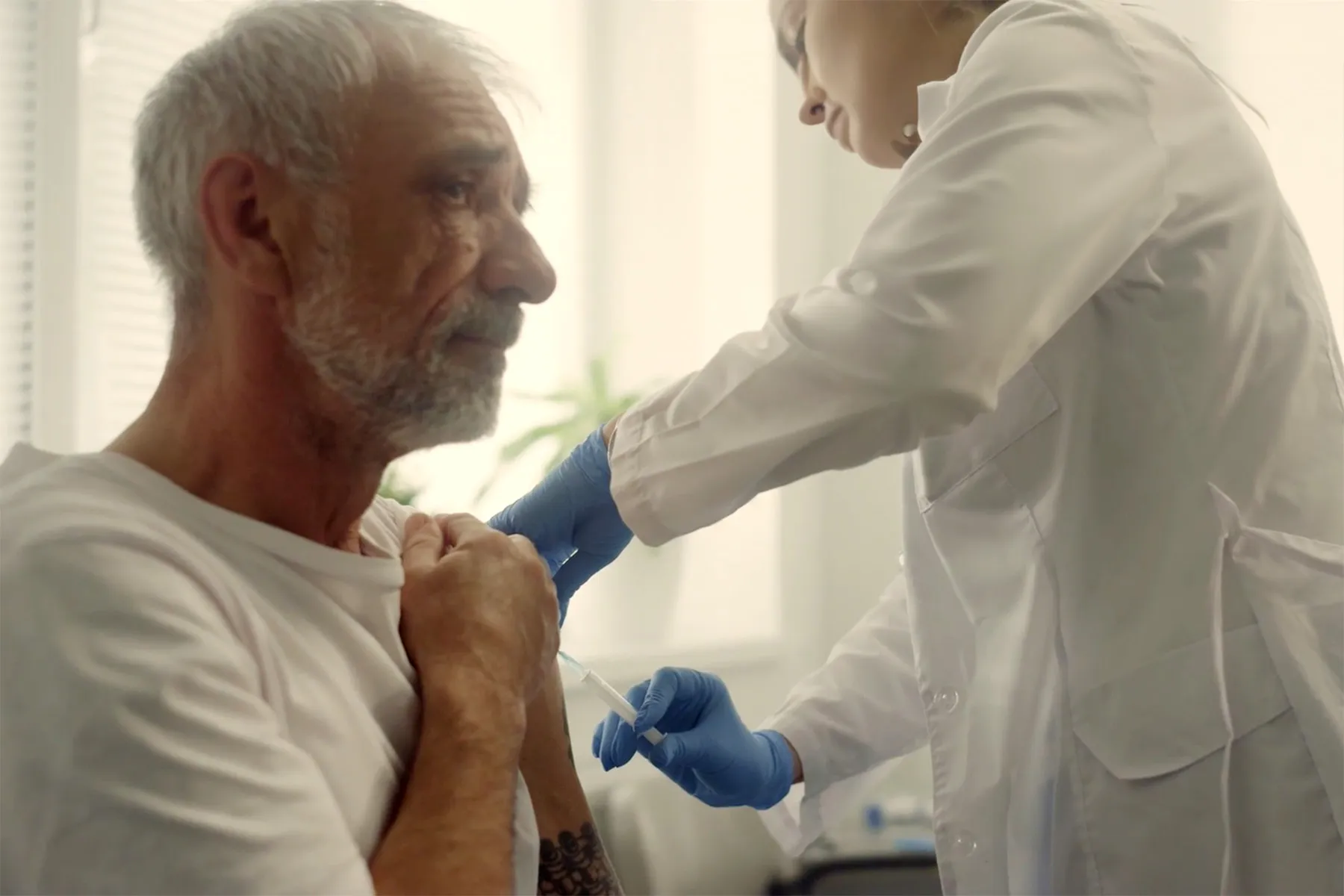 CDC updates RSV vaccine guidelines amid concerns about side effects CDC updates RSV vaccine guidelines amid concerns about side effects