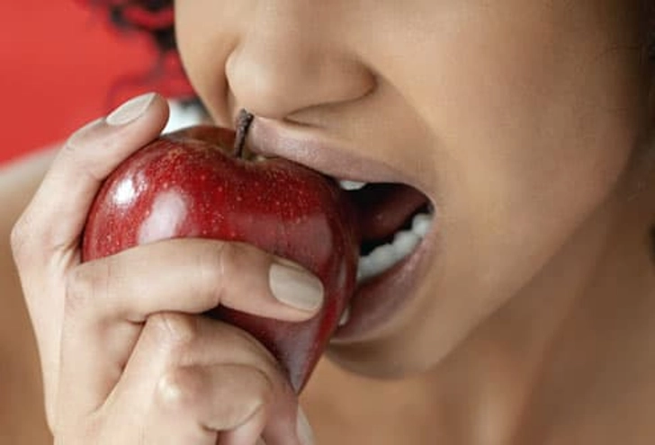 Home Remedies for Whiter Teeth Home Remedies for Whiter Teeth